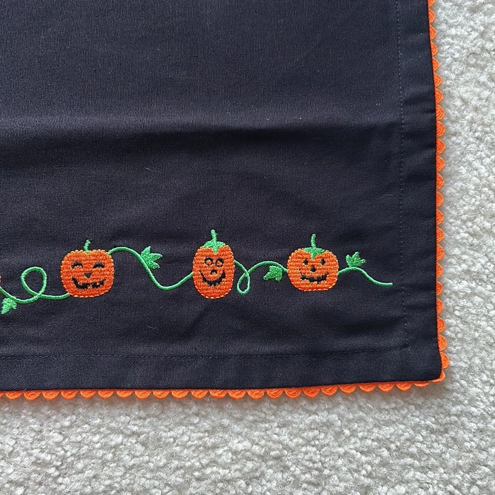 N/A black halloween
